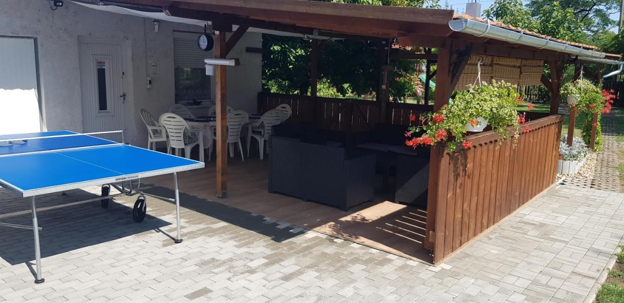 Harmonia Vendeghaz Appartement Poroszló Buitenkant foto